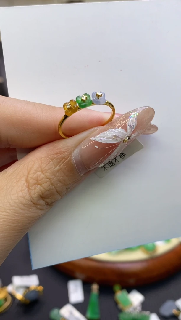 【闪购商品】翡翠颈饰18K金镶嵌净货11997