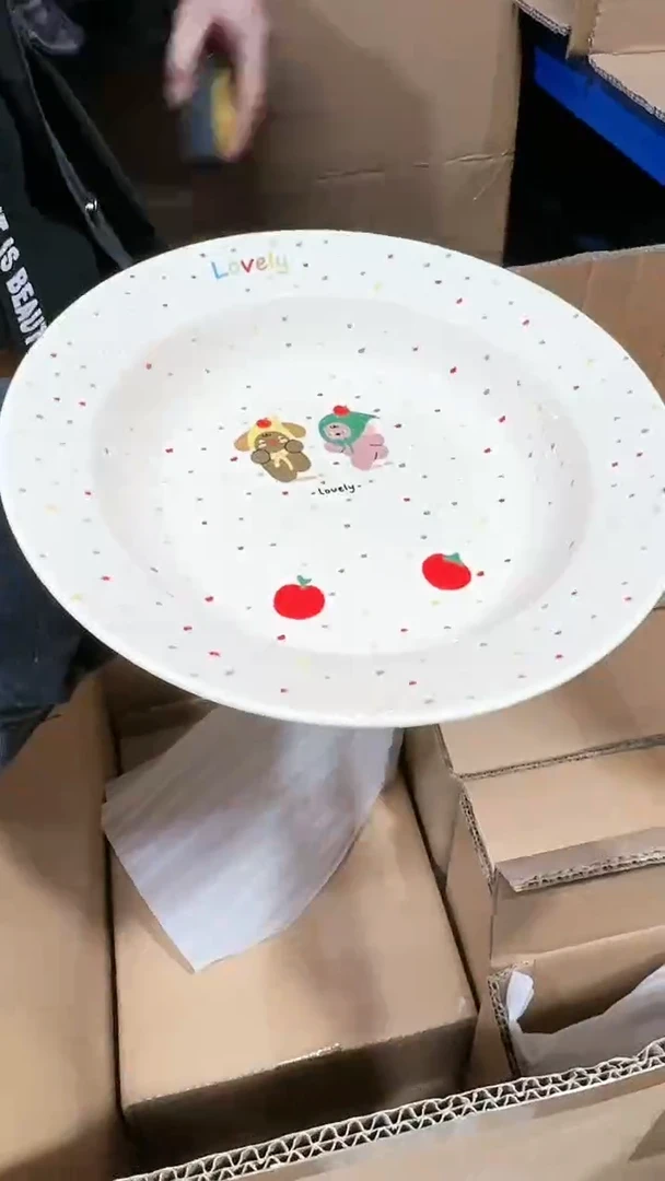 【闪购商品】瓷片两只小熊8.5寸盘