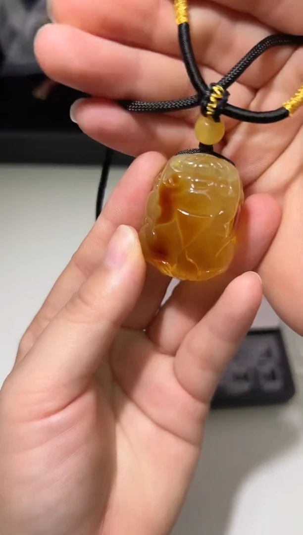 裸石琥珀未镶嵌琥珀蜜蜡吊坠