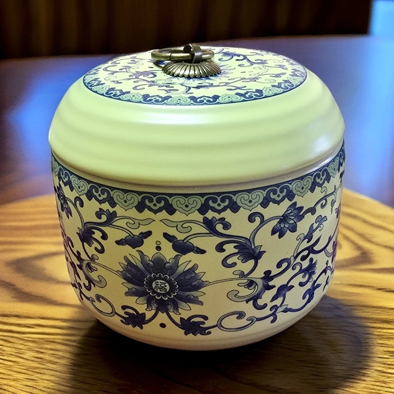 G613-汝窑缠枝 莲茶叶罐