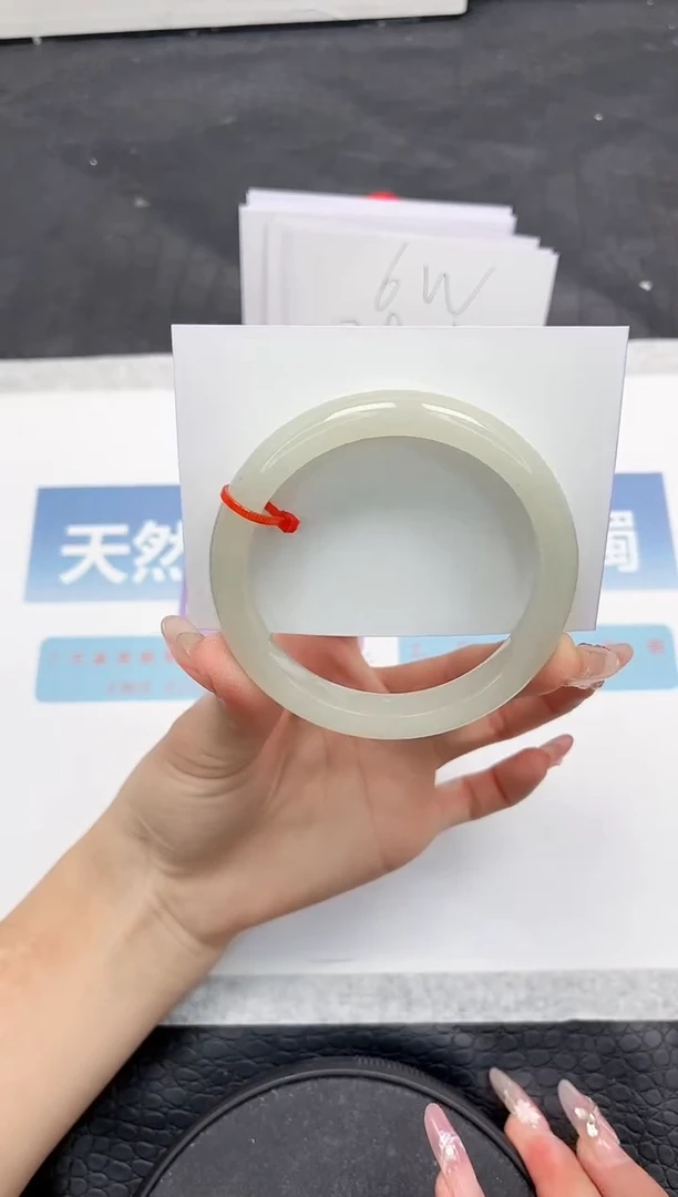 【闪购商品】石英质玉手镯未镶嵌L290-60.1