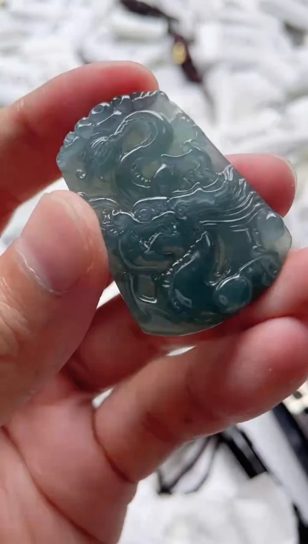 翡翠未镶嵌颈饰8888888888888
