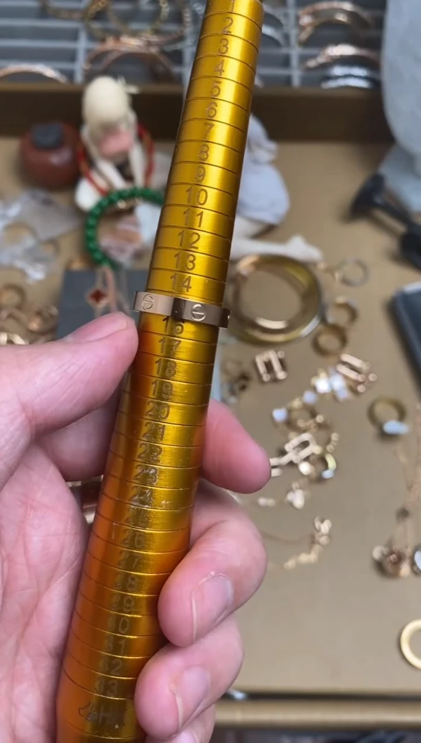 合金无橙****?简洁时尚饰品