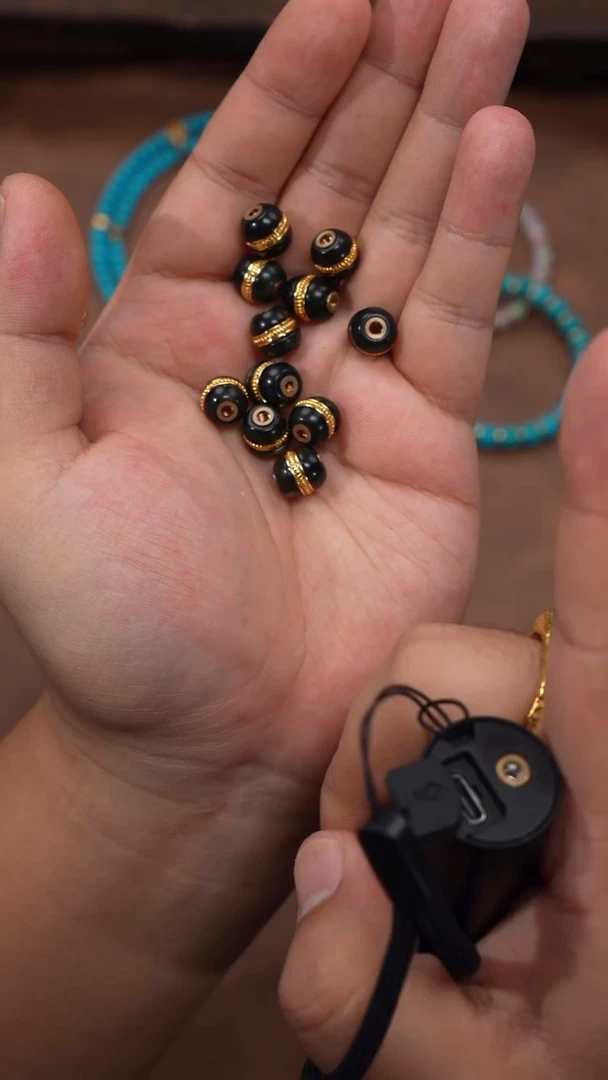 裸石蓝珀未镶嵌蓝珀配饰，多样性发货发其一