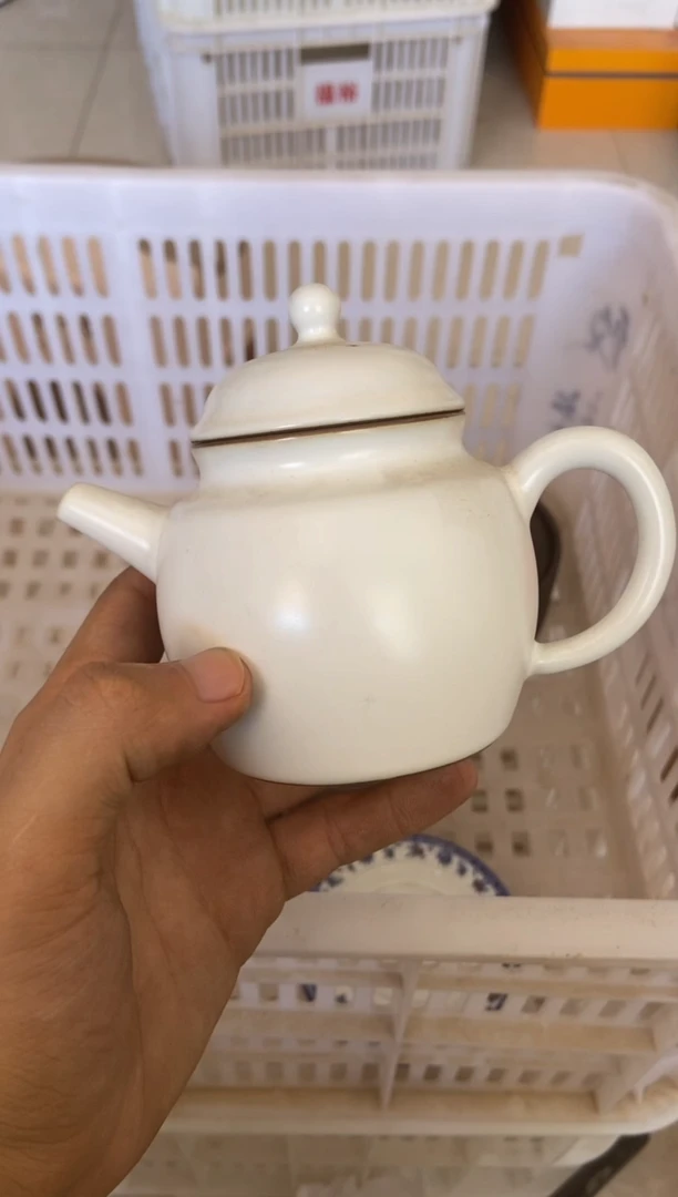 无运费险有瑕疵的摄影的产品有使用过的痕迹有点脏介意勿拍