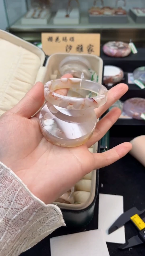 未镶嵌手镯石英质玉57圈口（赠品镯心）3624400