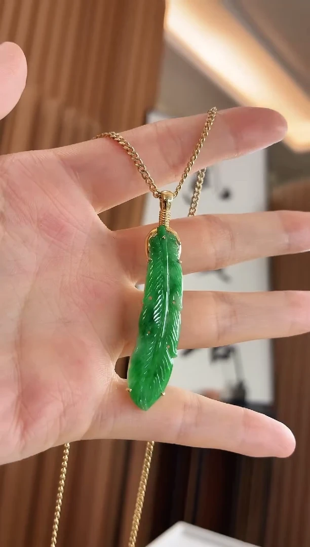 吊坠(不含链)18K金镶嵌翡翠吊坠