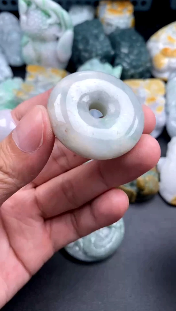 吊坠(不含链)未镶嵌翡翠1