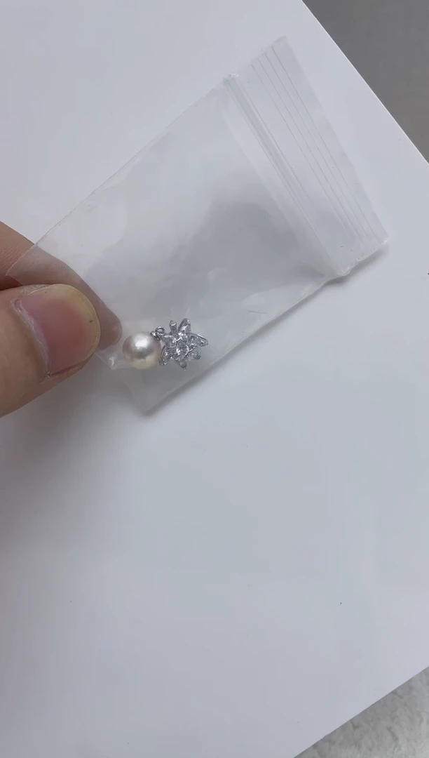 颈饰银S925镶嵌海水珍珠