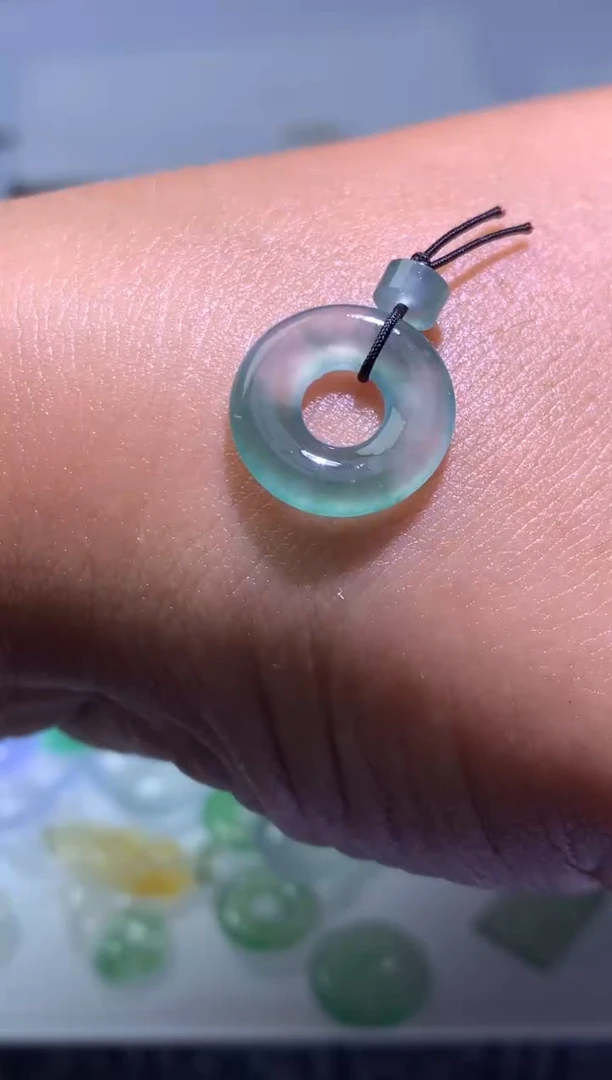 未镶嵌定制翡翠毛货