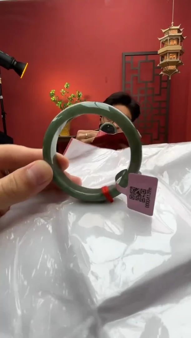 未镶嵌手镯翡翠翡翠手镯4