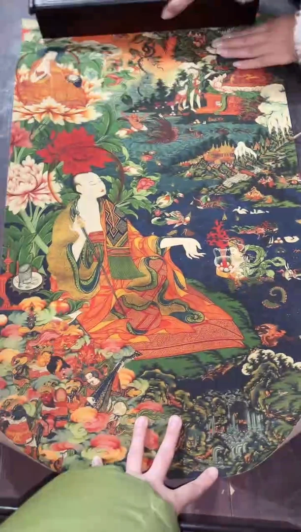 卷轴画卷轴画龙妹的唐卡链接tk16030