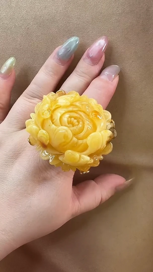琥珀未镶嵌戒指戒指
