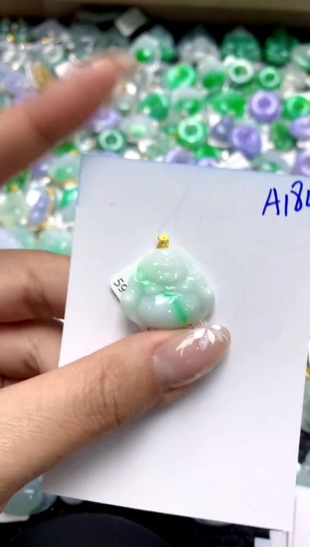 【闪购商品】翡翠颈饰18K金镶嵌1111111111111111