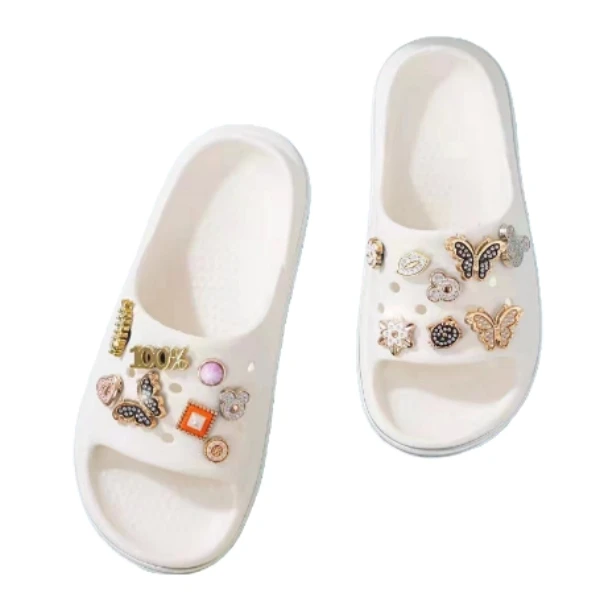 【C.】新款钻标空调镂空休闲女士一字拖