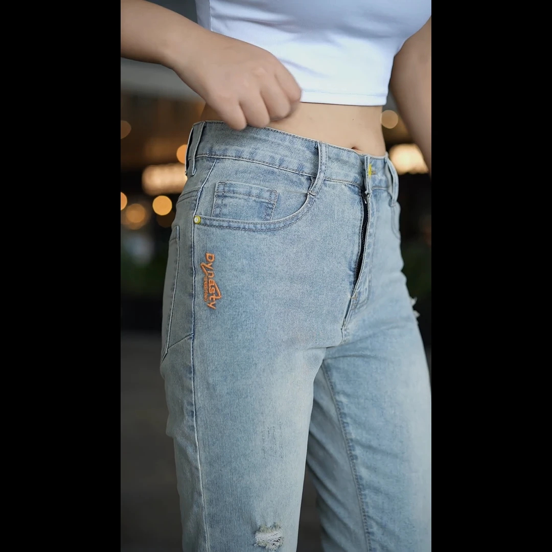 裤道爆款破洞百搭复古浅蓝牛仔裤小裤腿男修身休闲男款牛仔秋季