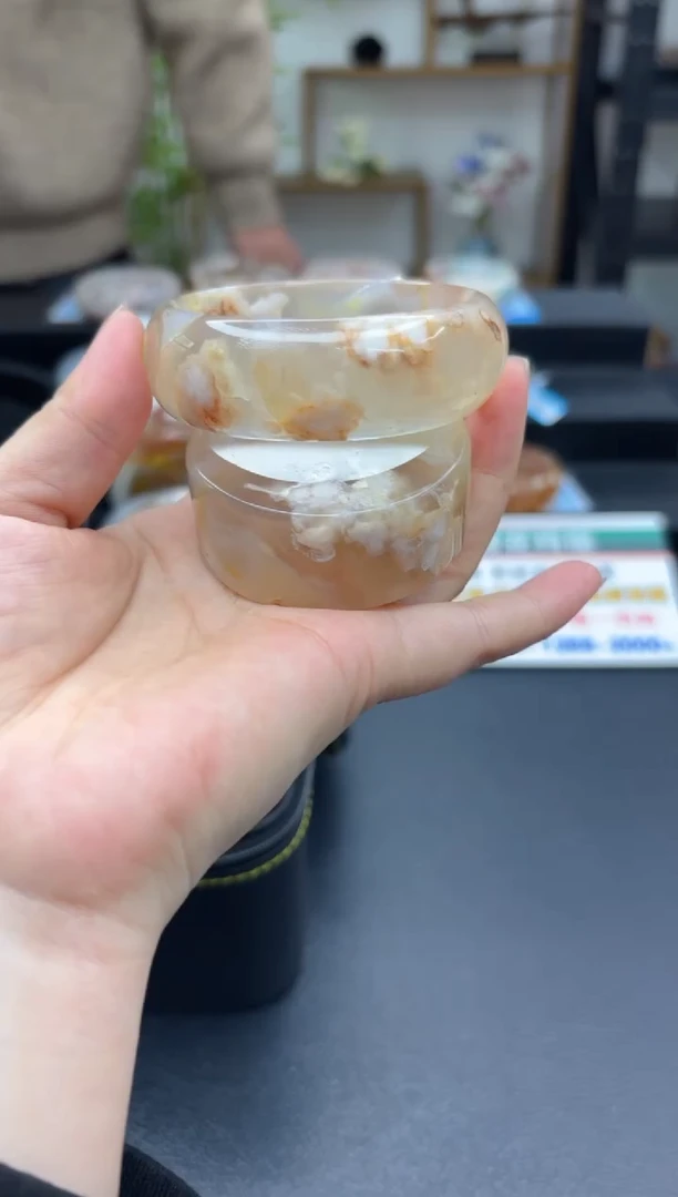 【闪购商品】石英质玉手镯未镶嵌C108(55圈赠送镯心)