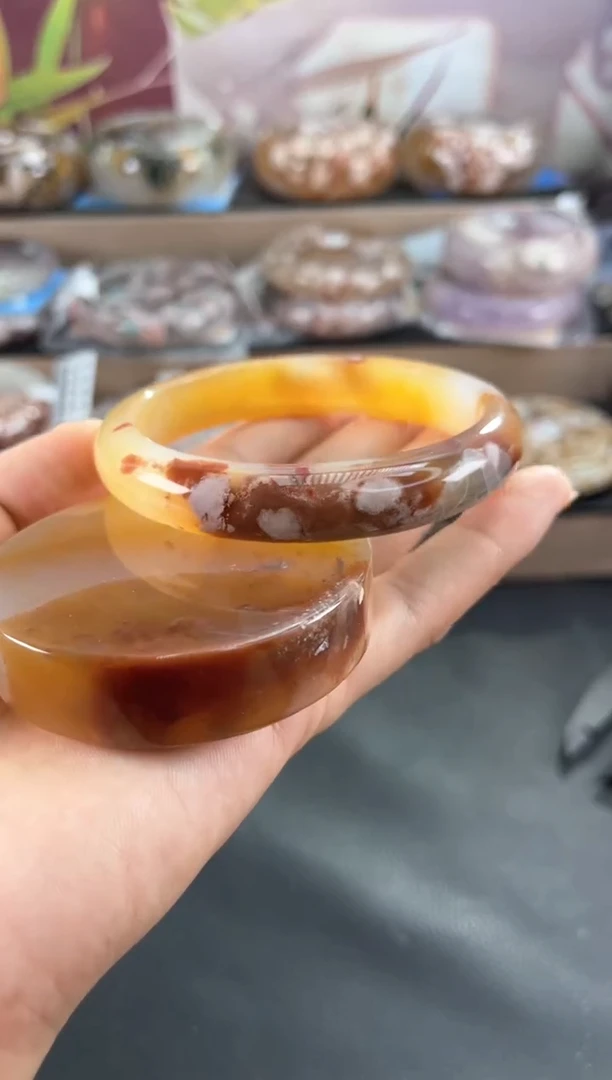 未镶嵌手镯石英质玉62