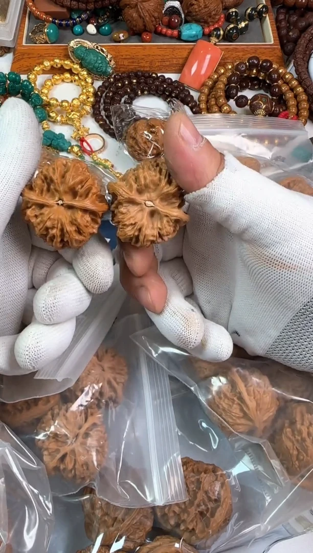 【闪购商品】猴头核桃把件核桃1对