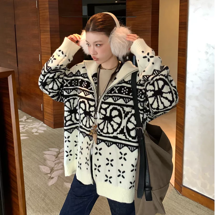 费尔岛复古提花高级感大翻领毛衣外套女秋冬宽松慵懒拉链针织开衫