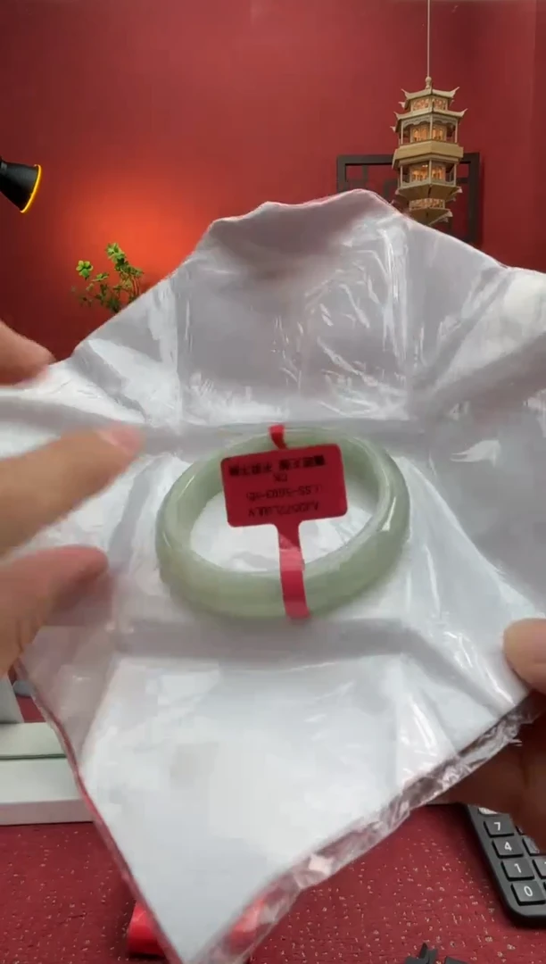 未镶嵌手镯翡翠翡翠手镯6