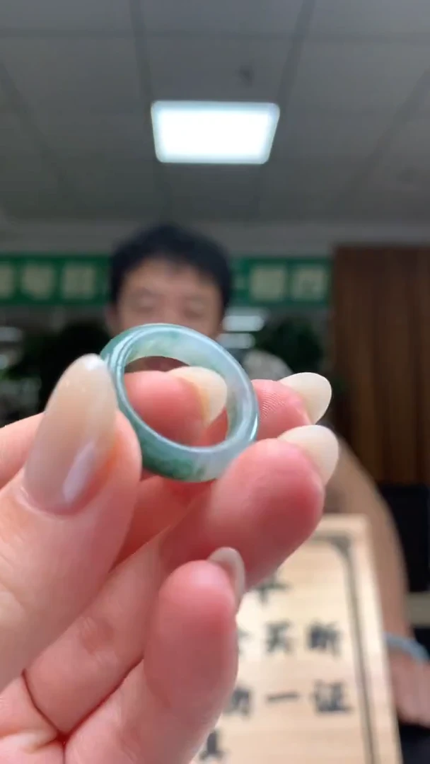 未镶嵌定制翡翠          *29