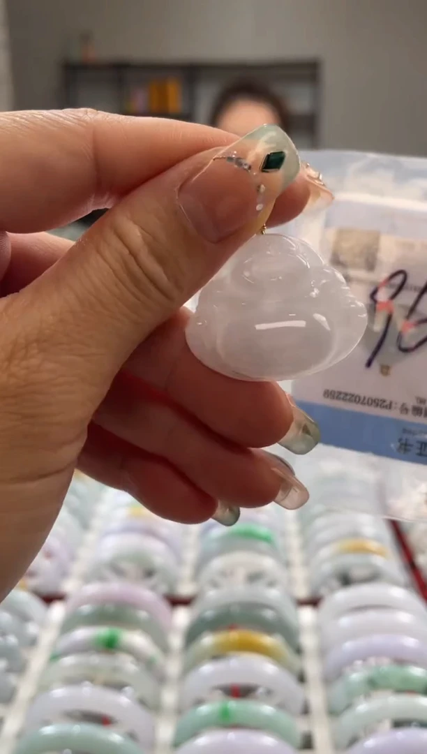 颈饰未镶嵌翡翠多样性发一