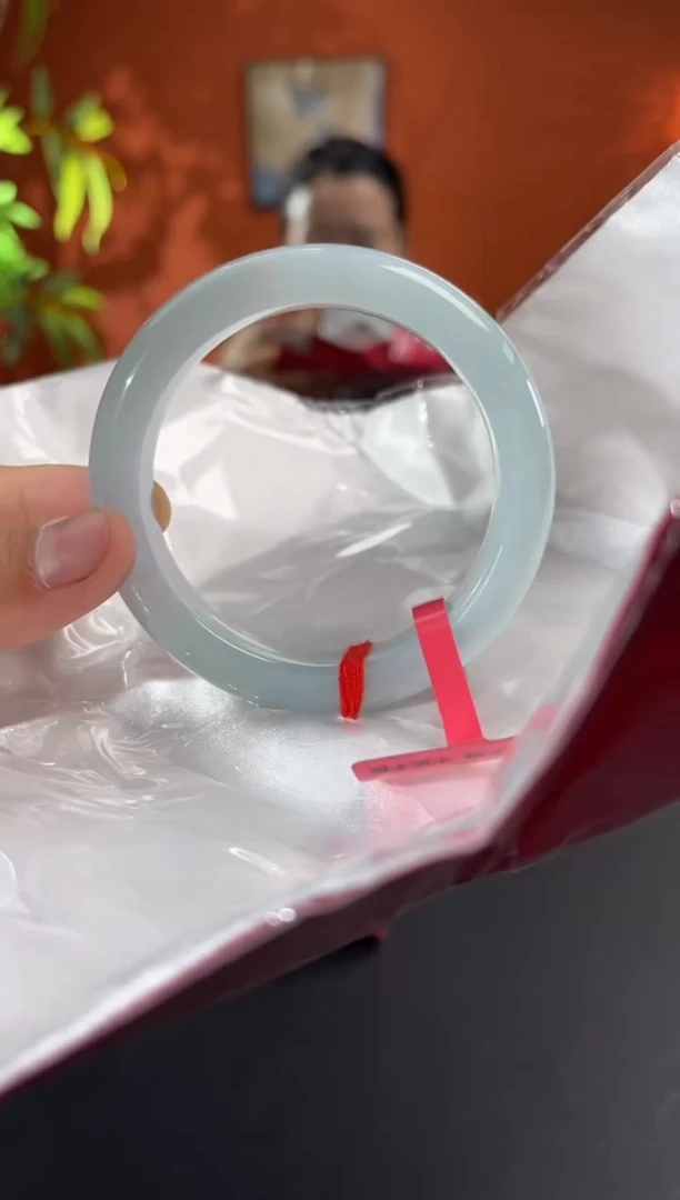 未镶嵌手镯翡翠翡翠手镯