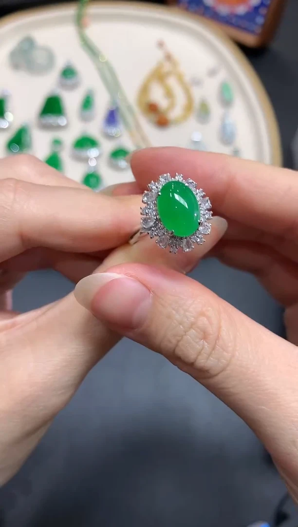 【闪购商品】翡翠戒指18K金镶嵌A901|29800