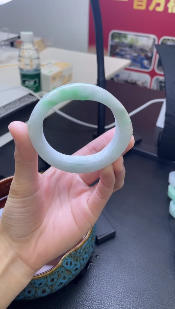 【闪购商品】定制翡翠手镯未镶嵌定制手镯