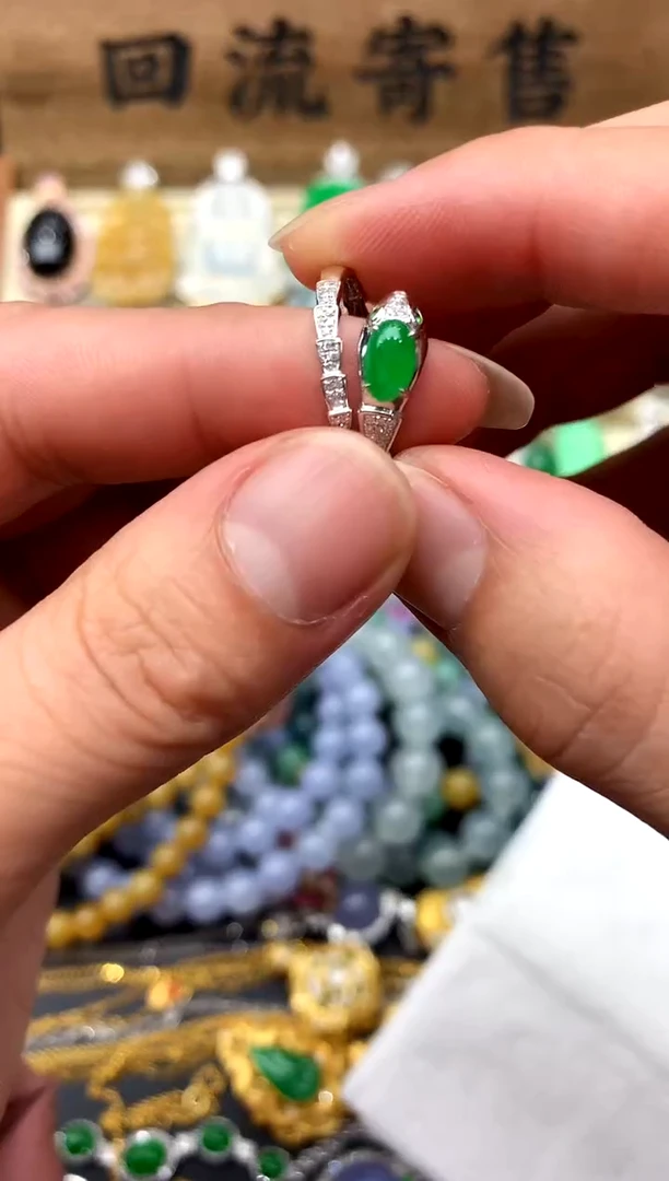 【闪购商品】翡翠戒指18K金镶嵌430-中国好珍宝