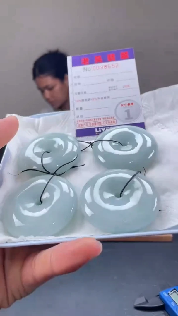 定制翡翠未镶嵌毛货定制多样性发其一（拍一发一）