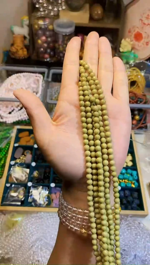 玛瑙/玉髓手链合金卡6阿拉善牛油果色半成品60颗左右