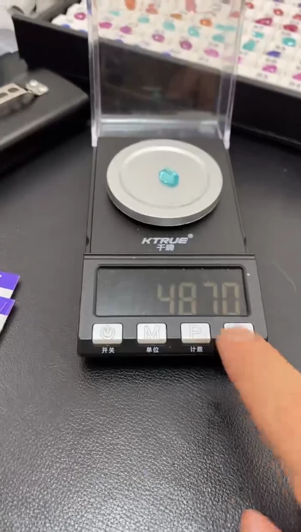 合成（培育）石榴石裸石未镶嵌培育帕拉伊巴冰裂