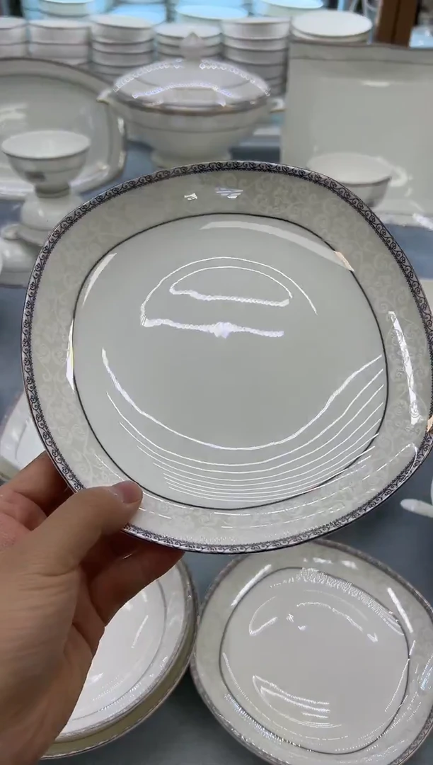 骨瓷玲珑8方8个