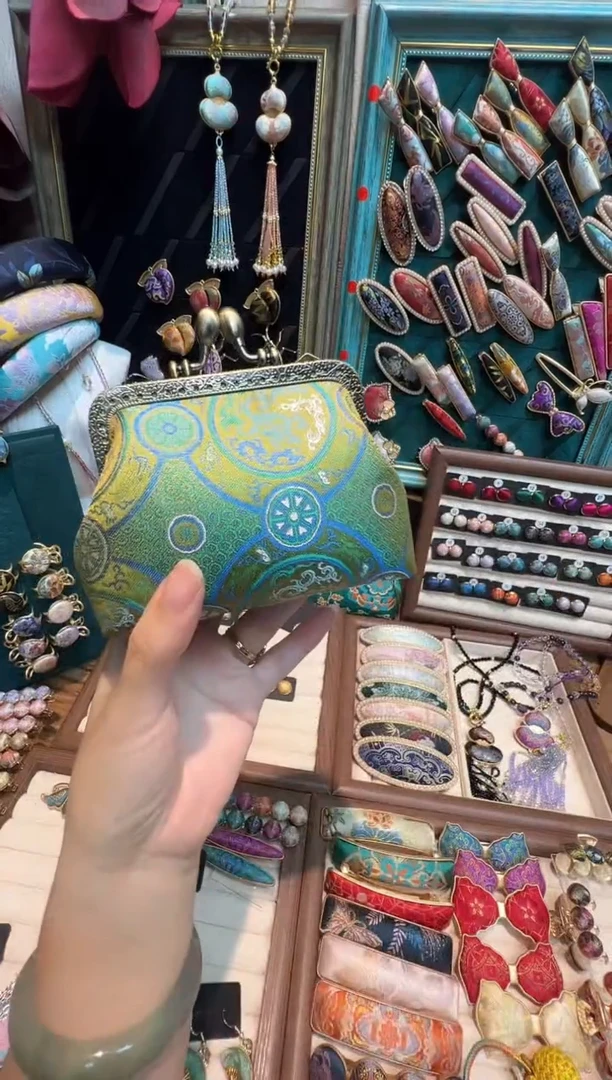 【孤品车10.11】苏地變龙纹零钱包卡包