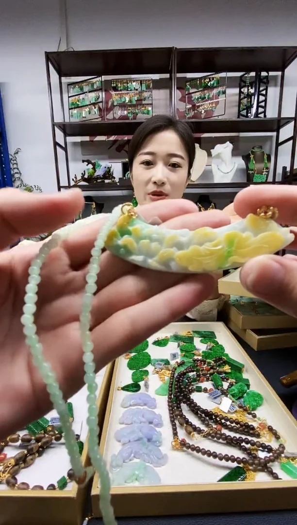 颈饰未镶嵌翡翠翡翠吊坠