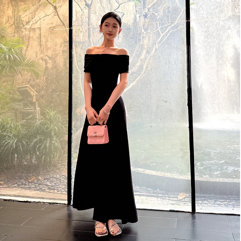 夏季法式长裙显瘦连衣裙赫本风一字领晚礼服名媛收腰性感露肩裙子