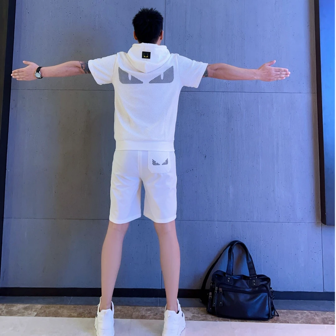 夏季套装男士新款简约个性连帽短袖短裤两件套潮流百搭休闲一整套