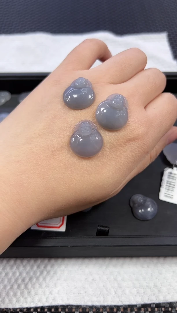 【闪购商品】和田玉挂件未镶嵌烟紫抱抱佛挂件（多样性发一件）