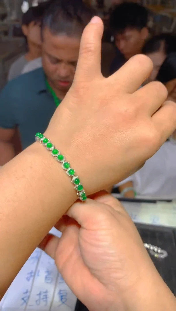 定制翡翠未镶嵌18定制翡翠多样性发货（发其一）