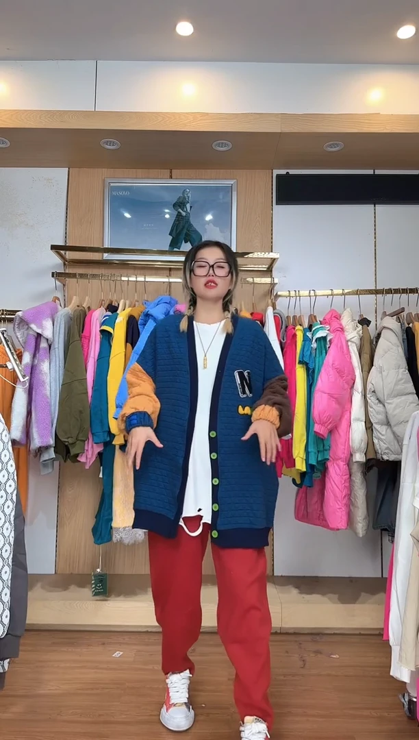 百搭 大码宽松休闲上衣