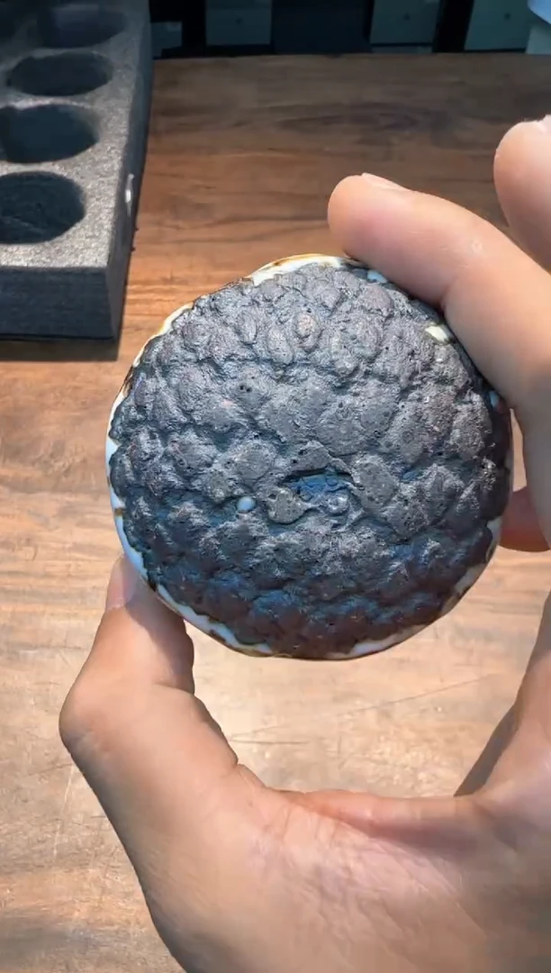 王忠伟 小银标绿（菠萝底） 89