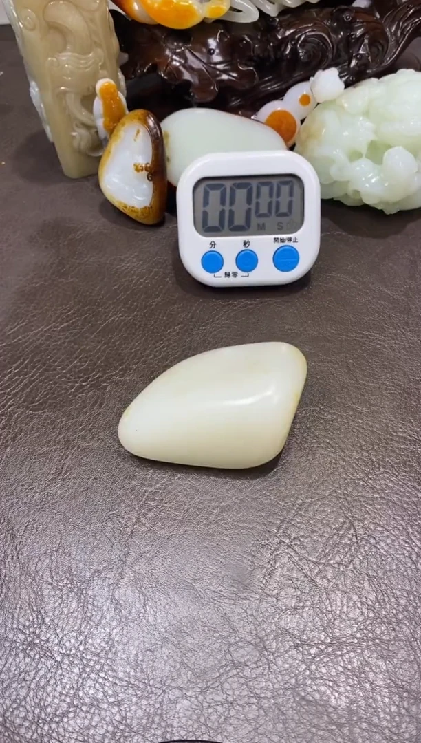 未镶嵌和田玉摆件云****.和田玉