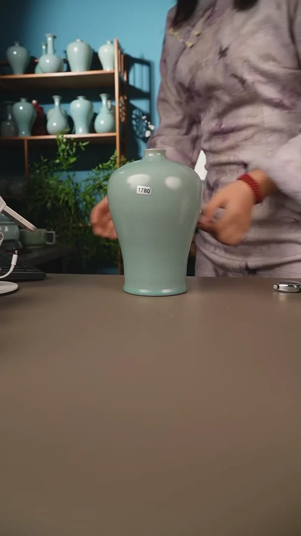 仿古梅瓶微暇