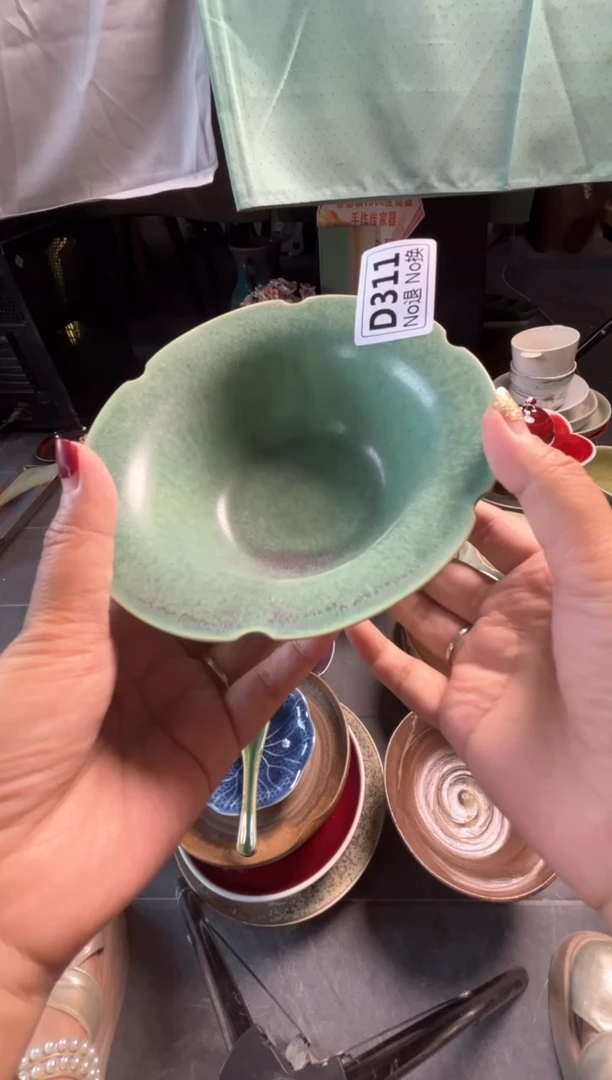 瓷片同****姐d311只此青绿花朵碗福利