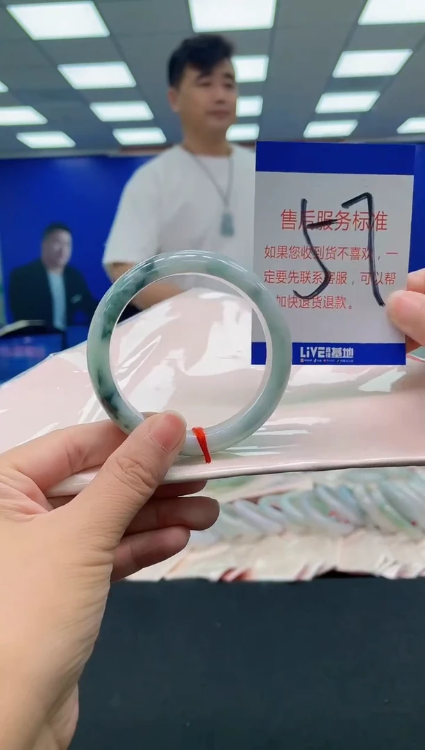 未镶嵌手镯翡翠AAAAAAAAA