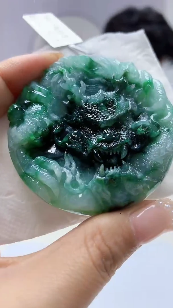 【闪购商品】定制翡翠未镶嵌5145ms-毛货92龙牌