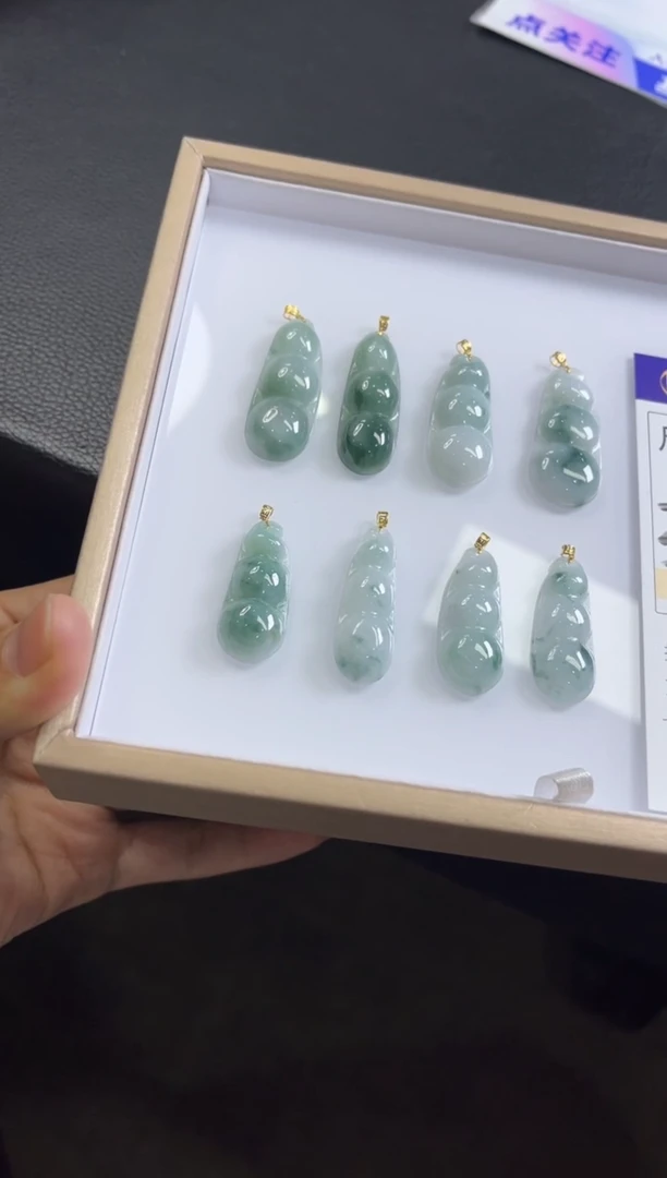 【闪购商品】翡翠颈饰18K金镶嵌Y74 /多样性发一件/配绳子