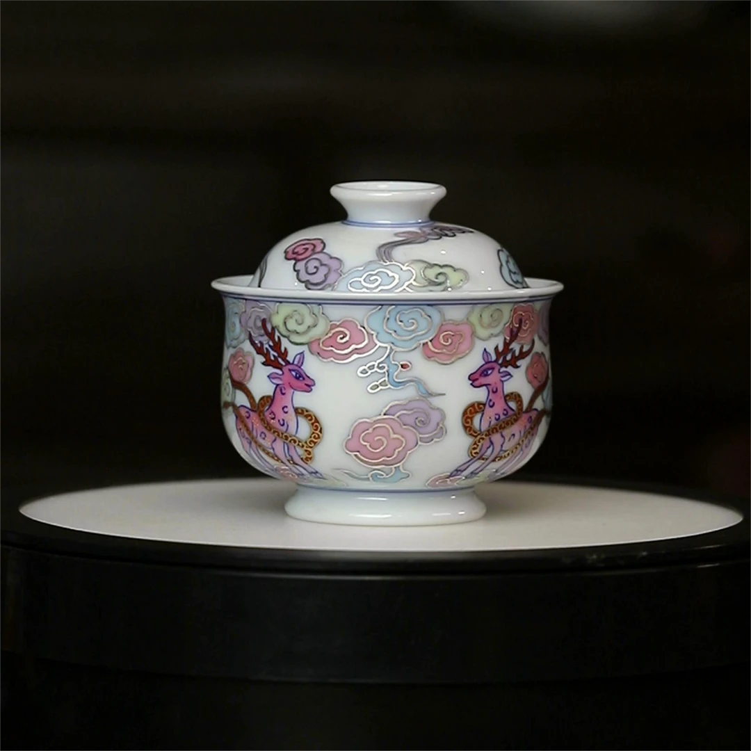 5.28/n03070001/奕晨春色/斗彩九色鹿盖碗